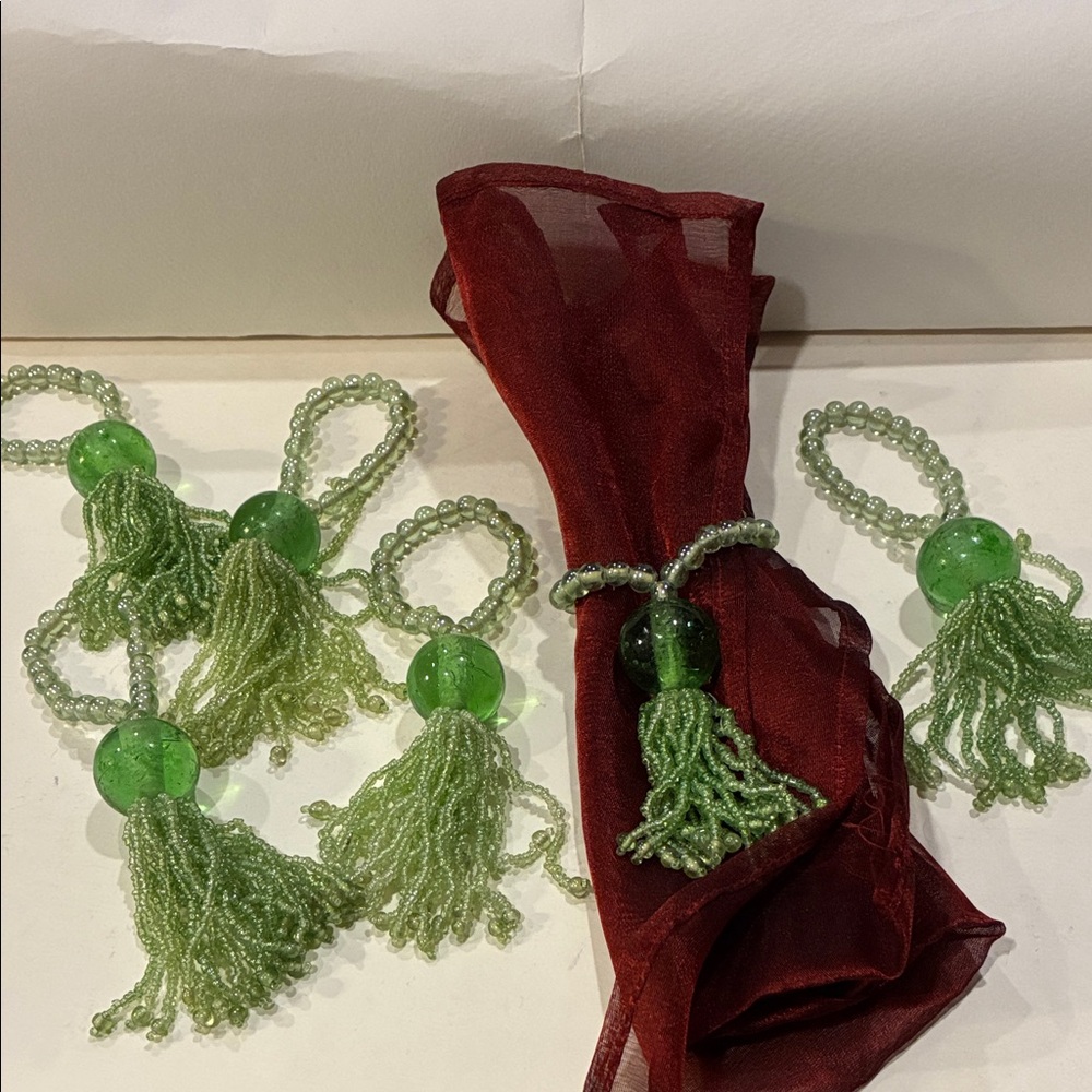 Green Beaded Napkin Rings Set/6 W/ Tassels 6 Inches Long 1”  Light Green Beads